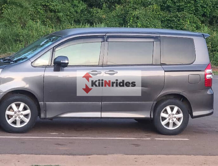 Toyota Noah - KiiNrides Car Hire